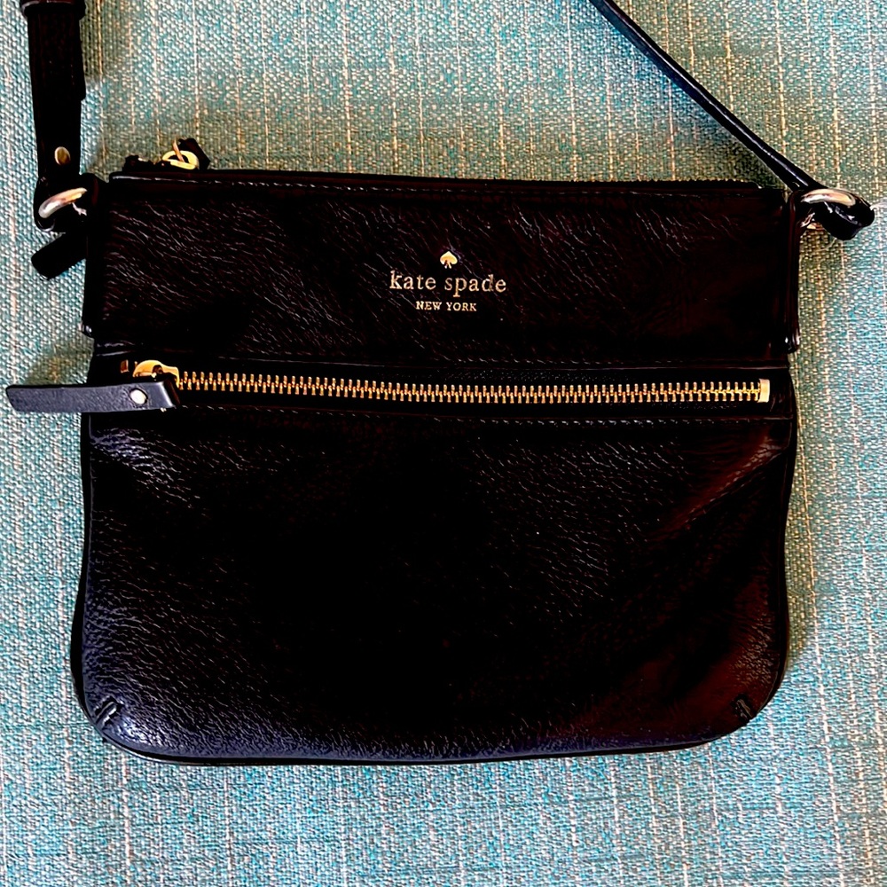 Kate Spade “Ellen” Crossbody Bag. Gently used.